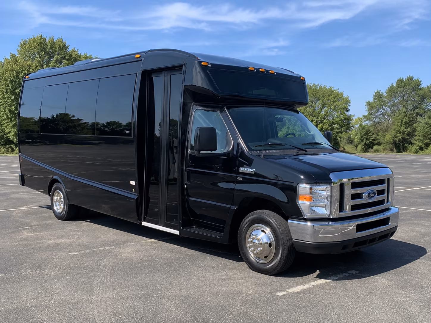school field trip and group tour buses in asheville